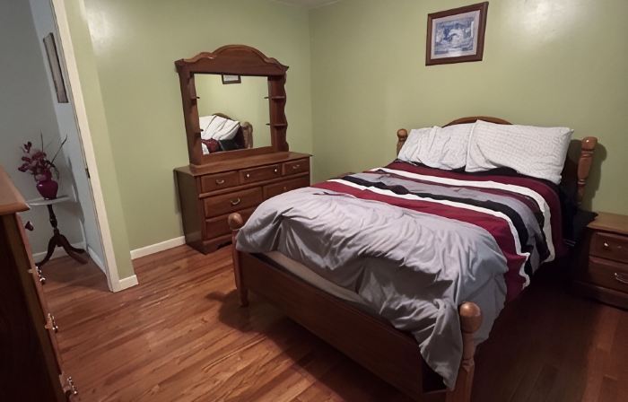 Charming 3-bedroom house in Mountain City beautiful big coy pond in backyard