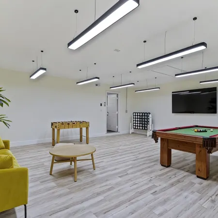 Spacious 4Br Home + Game Room Sleeps 17 Near Grand Park & Carmel