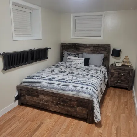 Beautiful Newly Renovated Basement Apartment
