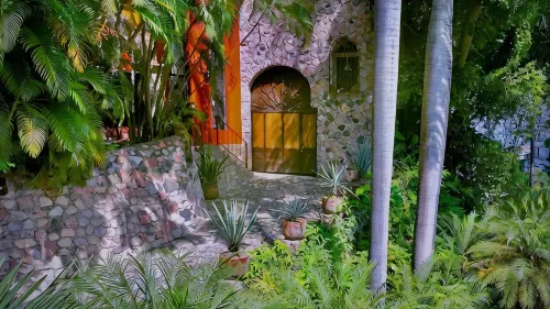 Majestic Tuscan Villa/Over ROMANTIC ZONE/Walk To Beach/Private w/Views/ -  case vacanza in affitto