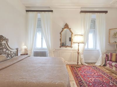 Piazza Venezia le Camere