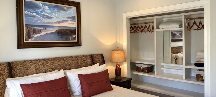 5 KING BEDS! OLD VILLAGE LOCATION!!!Close to Beaches, Shem Creek and Charleston Hotels in Mount Pleasant