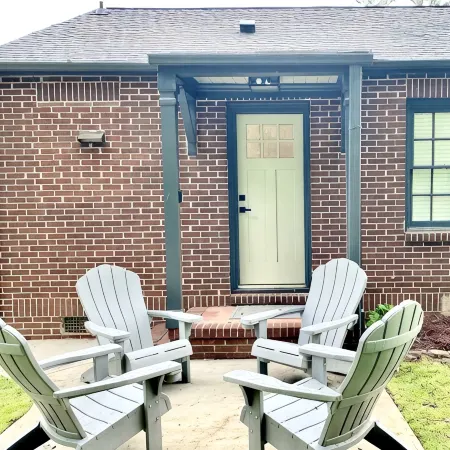 Cottage by the Square