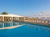 Peninsula Resort & Spa - Family