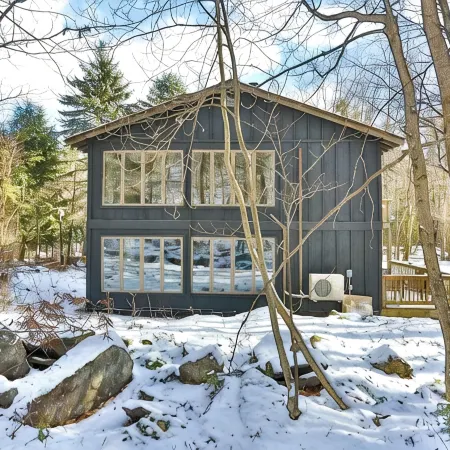 9BR/5BR/Hottub/2 Saunas 6 min to Hunter on 30 private acres
