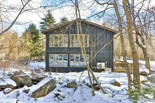 9BR/5BR/Hottub/2 Saunas 6 min to Hunter on 30 private acres - Homestays