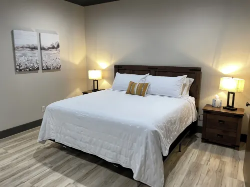 The Lawft, Suite 3,   2King Beds Each with Its Own Bath,No Cleaning Fee, No Pets - Wi-Fi
