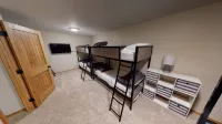 Georgetown Lake House With 4 bedrooms, 3 bathrooms, game room, fire pit, & more - Wifi