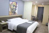 The Cate House - Bed and breakfasts