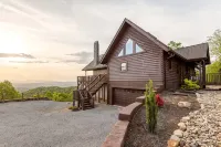 NEW Luxury Mountain Cabin with Stunning Sunset Views - 4-Star
