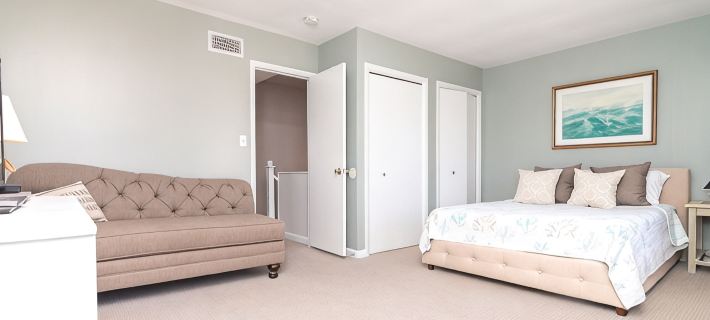 Ocean Block Condo -  Walk to the Beach - 3Br - SaltWater Pool Hotels in Dewey Beach