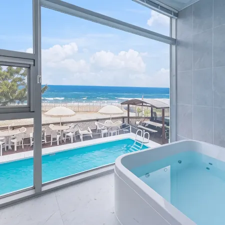 Yangyang Solbada Pension (Ocean View)