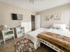 The Highlight of West Lancaster - 1-3 miles from the Fwy, Parks, and Restaurants