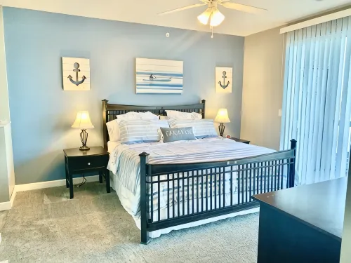 BEAUTIFUL Zero Entry Lands End Condo - Main Channel WITH Boat Slip & Waterpark - Wifi