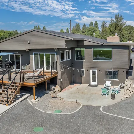 Lakeview Golf Course - Private Pool/Hot Tub - Pet Friendly - Soap Lake, WA