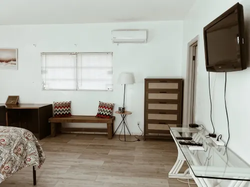 Waterfront home with private dock near the beach - ที่มีอ่างอาบน้ำ