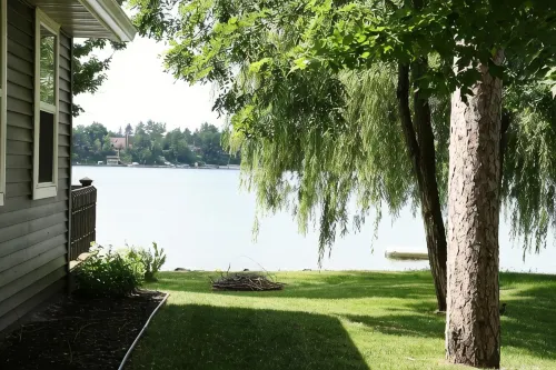 Delightful 4-bedroom house in Wautoma on the waters edge of Silver Lake - 3-Star