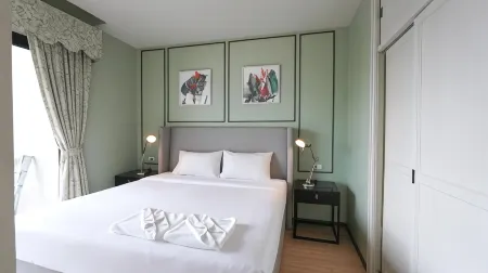Dlux Condominium
