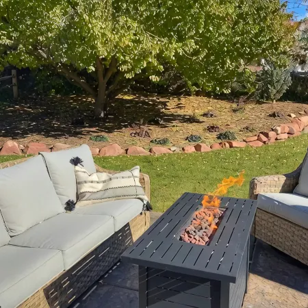 Locally owned family-friendly mountain getaway!