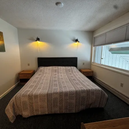 Private 2Bd 2Bath - Sleeps 5/6 Town home In Stowe VT - 15min From The Mountain