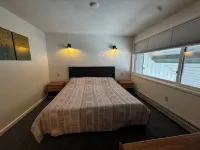 Private 2Bd 2Bath - Sleeps 5/6 Town home In Stowe VT - 15min From The Mountain - 2-Star