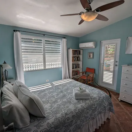 Cheerful Home with Gorgeous Ocean Views and Pool