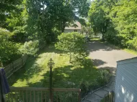 Enjoy a taste of New England in Historic Guilford Ct - WiFi
