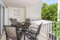 Relaxing Spacious Vacation Home: Amazing Oceanside Pools, Jacuzzi, WiFi, & More - Badekar
