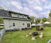 Executive Craftsman with Huge Fenced Yard - Wifi