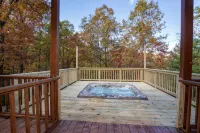 Mountain Forest Cabin w/ Therapeutic SPA Jacuzzi/Pool table/Gameroom Lic #033262 - Wi-Fi