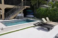 Fun in the Sun! Private Pool, 37' Dock and Cabana Club! - Wifi