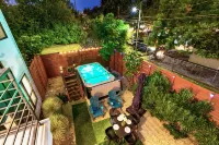 Hidden Downtown Gem- SwimSpa&FreeParking& Rooftop DT View; Walk2 Moody&UT&6th St - Private Pools