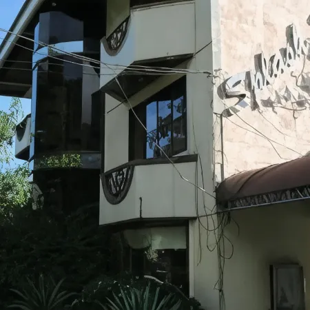 Splash Mountain Resort Hotel