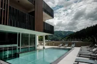 LH Linzerhaus Suites Saalbach - Inklusive Jokercard - balcony