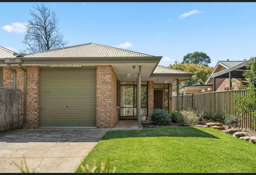 Quiet Family Home Near Adelaide CBD - Myrtle Bank - Pet friendly