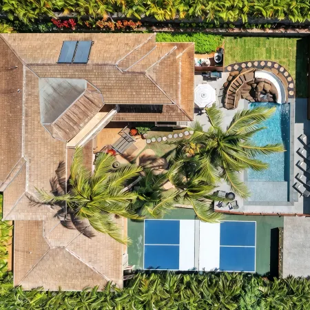 Celebrity Home Across the Street From Beach! Pool With Slide, Pickleball, Gym!