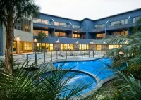 Emerald Hotel - Pools