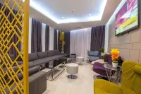 Hotel le Pacha - Airport Shuttle