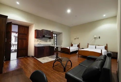 Suites & Hotel El Quijote - business