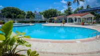 Beautiful Beachfront Villa – 1 Min to the Beach I Your Home Away from Home - Pools