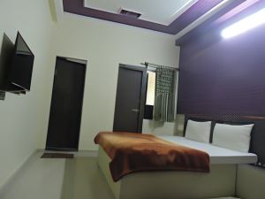 Hotel Manas