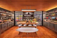 알로프트 발리 꾸타 앳 비치워크