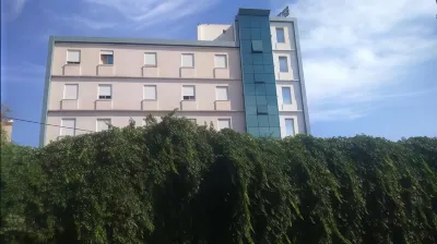 Roza Hotel Hotels in Ouled Moussa