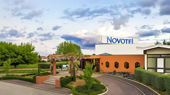 Novotel Mâcon Nord Autoroute du Soleil