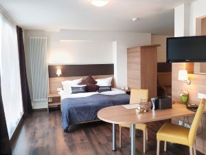 Hotel Luise Mannheim - by SuperFly Hotels