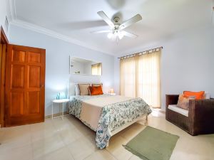 Quiet and Well-Kept Apartment Garden Views Playa Bavaro