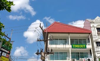 Time Out Hotel Patong