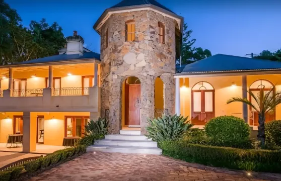 維多利亞伊威達樂酒店