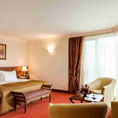 Crystal Palace Boutique Hotel Rooms