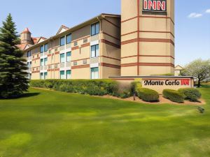 Monte Carlo Inn Airport Suites